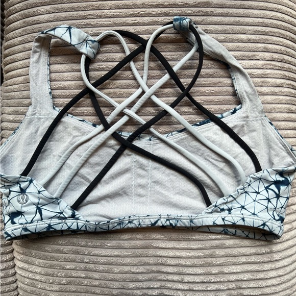 Lululemon Free To Be Wild Bra Size 10 - Picture 7 of 10